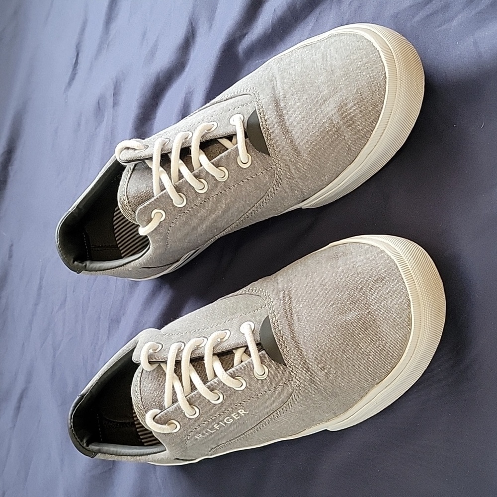Tommy Hilfiger Grey Canvas Sneakers